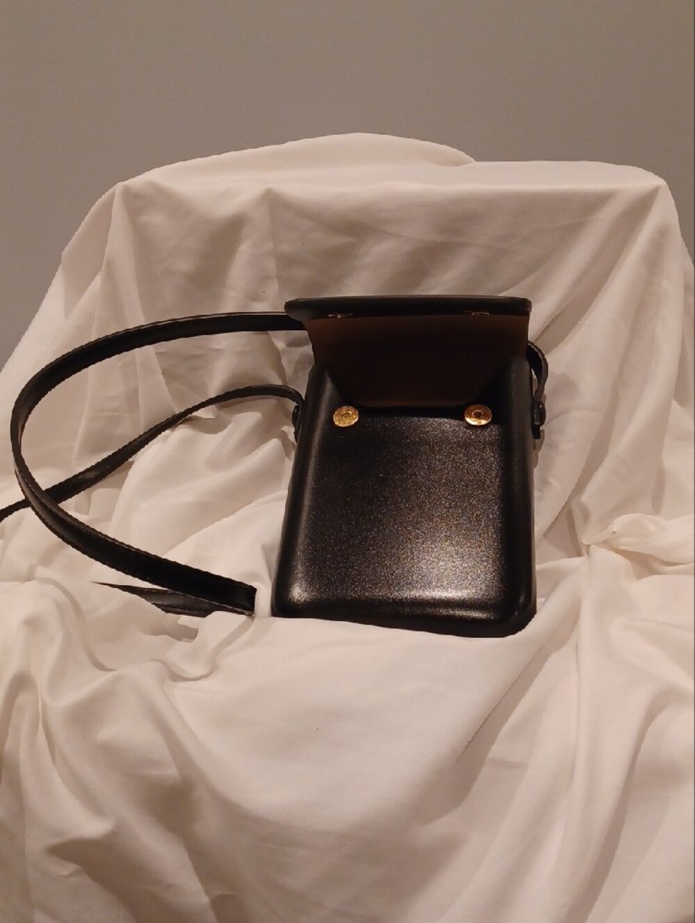 Classic Black Crossbody Phone Bag - Unbranded - Picture 2 of 6